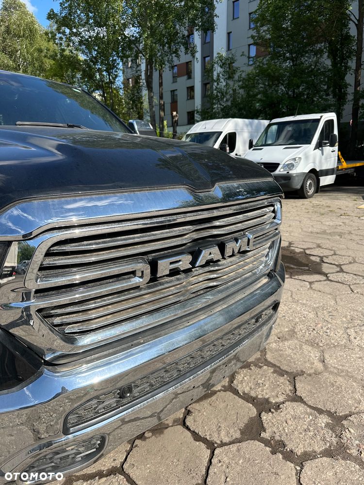 RAM 1500 - 12