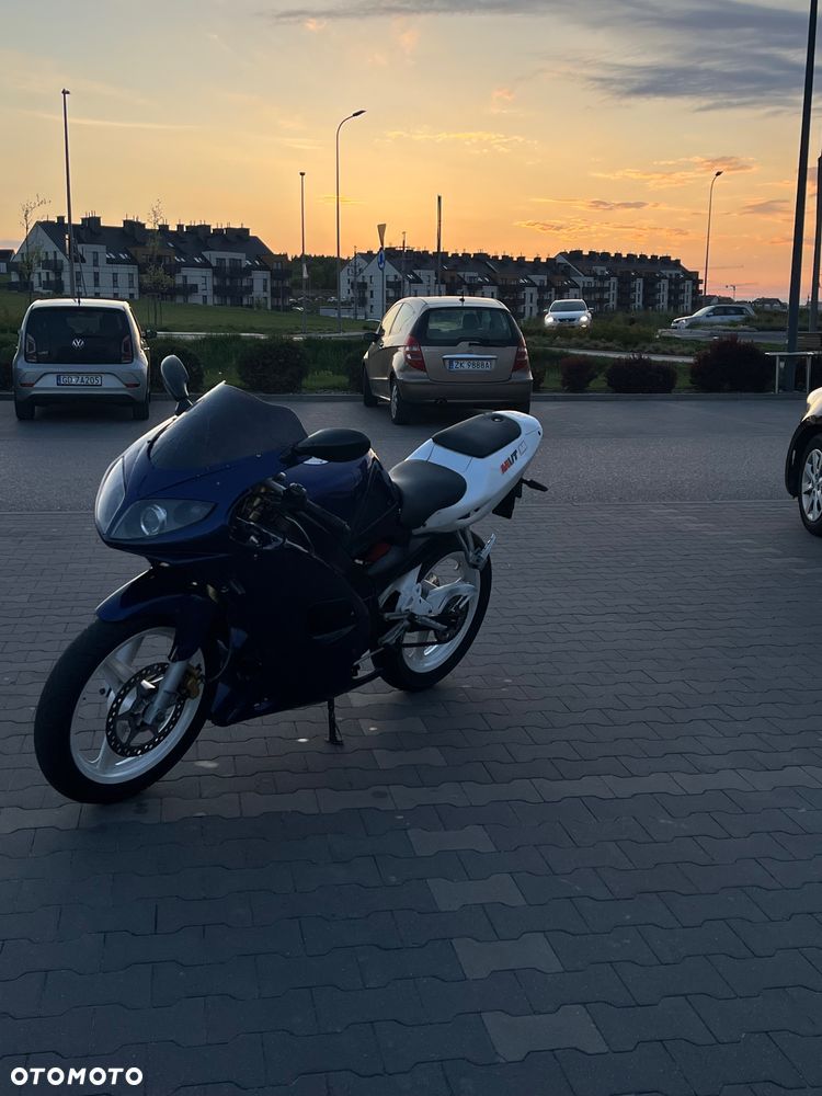 Yamaha TZR - 5