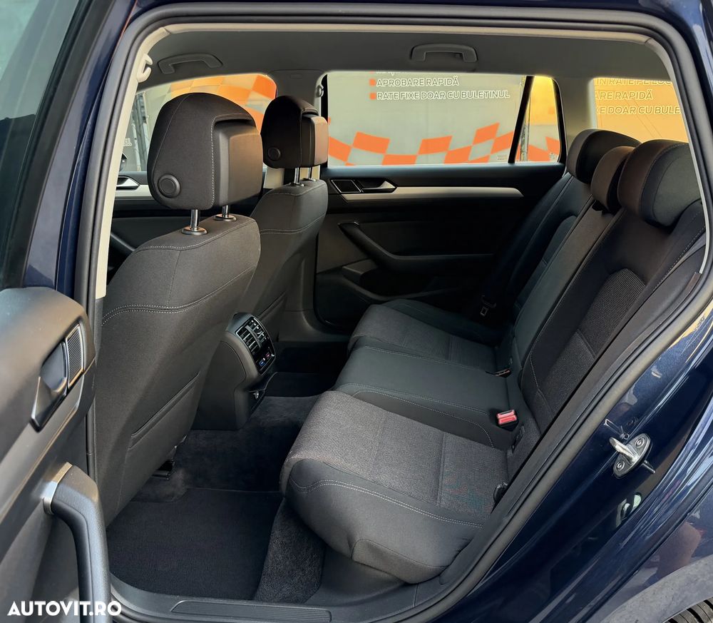 Volkswagen Passat 1.6 TDI Comfortline - 10