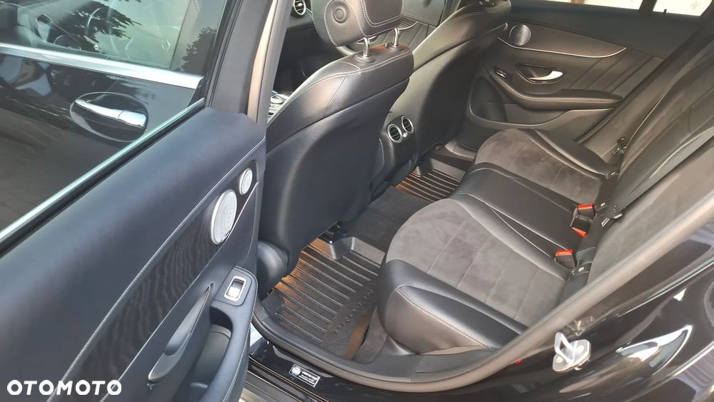 Mercedes-Benz GLC 250 4Matic 9G-TRONIC Exclusive - 10