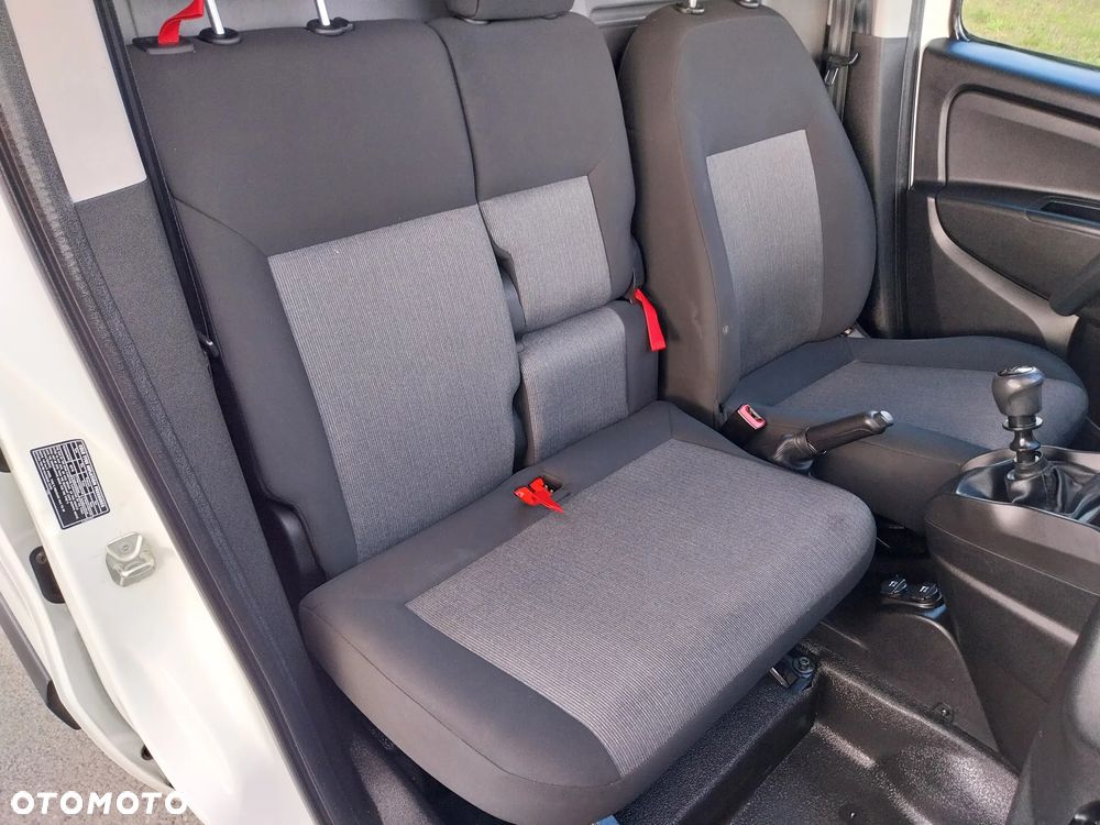 Fiat DOBLO L2 Maxi Long / 1.6 M-Jet 105 KM - 38