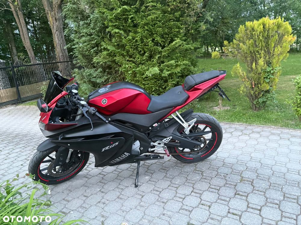 Yamaha YZF - 1
