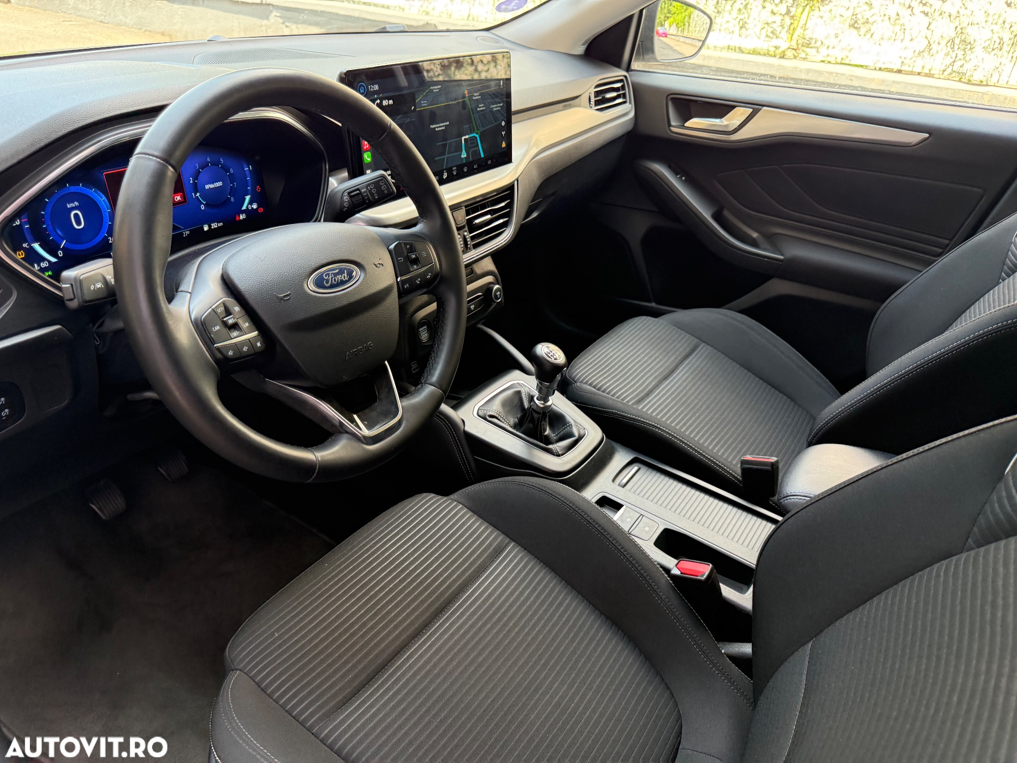 Ford Focus 1.0 EcoBoost Titanium X - 19