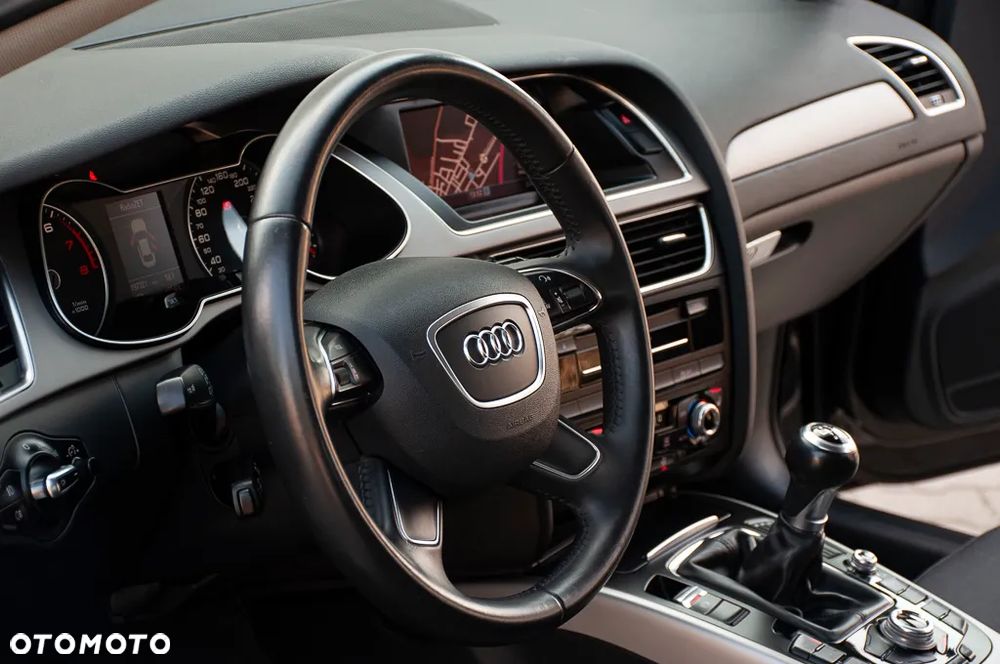 Audi A4 Limousine 1.8 TFSI S line Sportpaket - 25