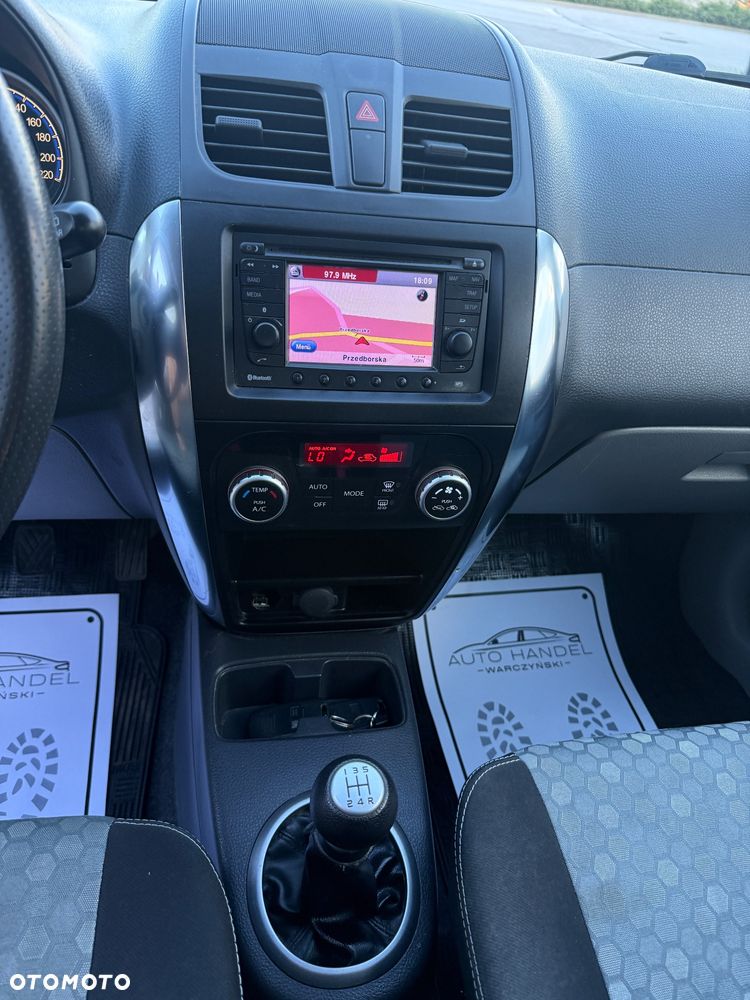 Suzuki SX4 - 11