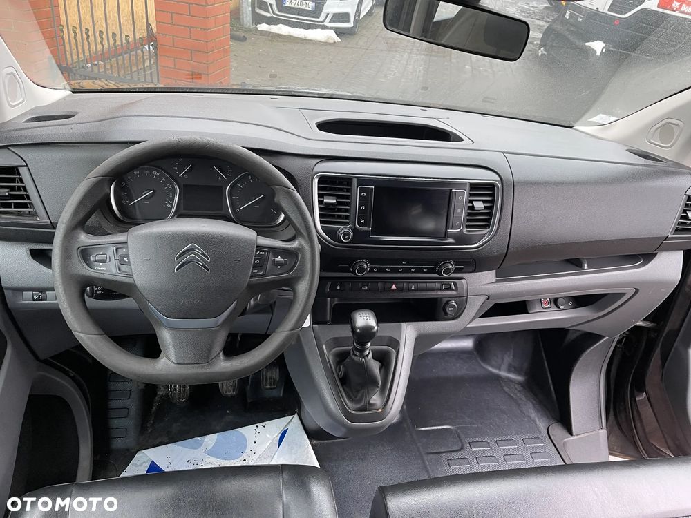 Citroën Jumpy Rok 2019_6 Osobowy_Brygadówka_Holenderka_6 Osób_Dubel kabina_1.6 HDI DIESEL Oszczędny_Klimatyzacja - 10