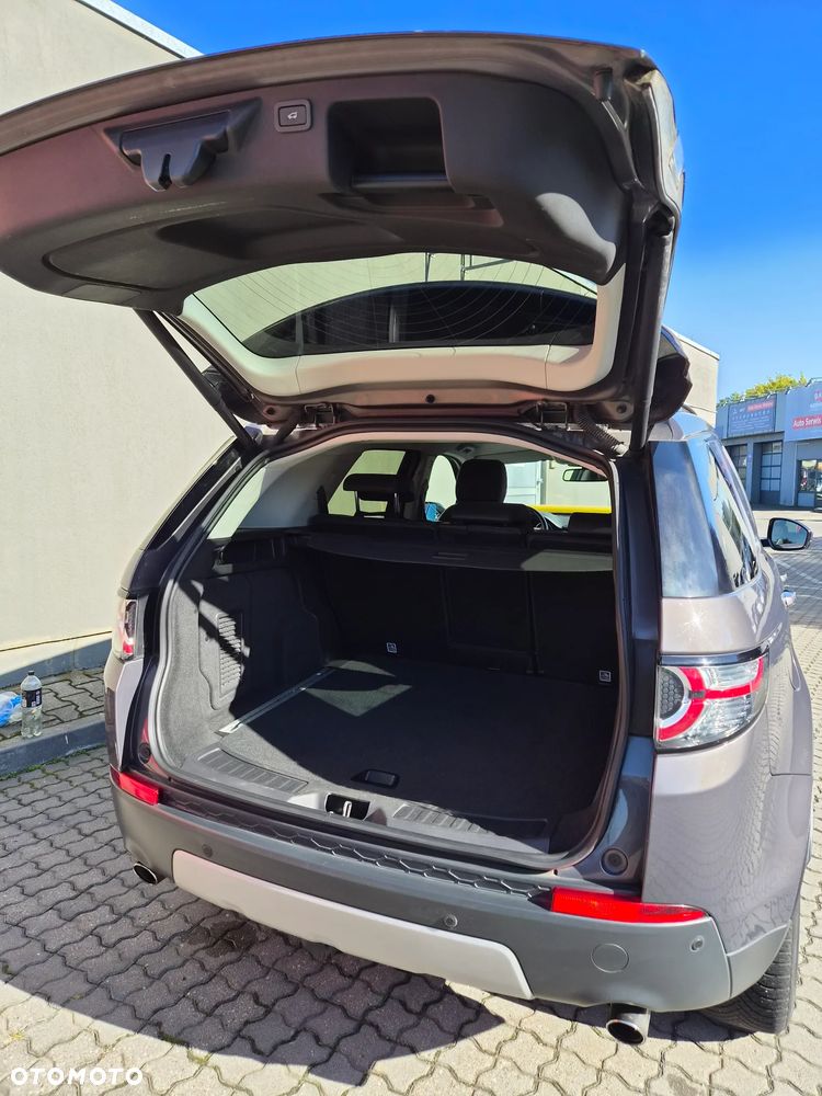 Land Rover Discovery Sport - 25