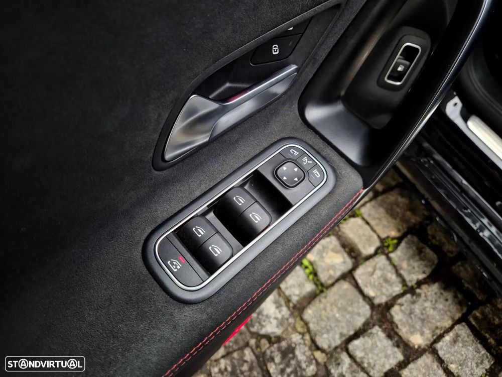 Mercedes-Benz CLA 250 - 36