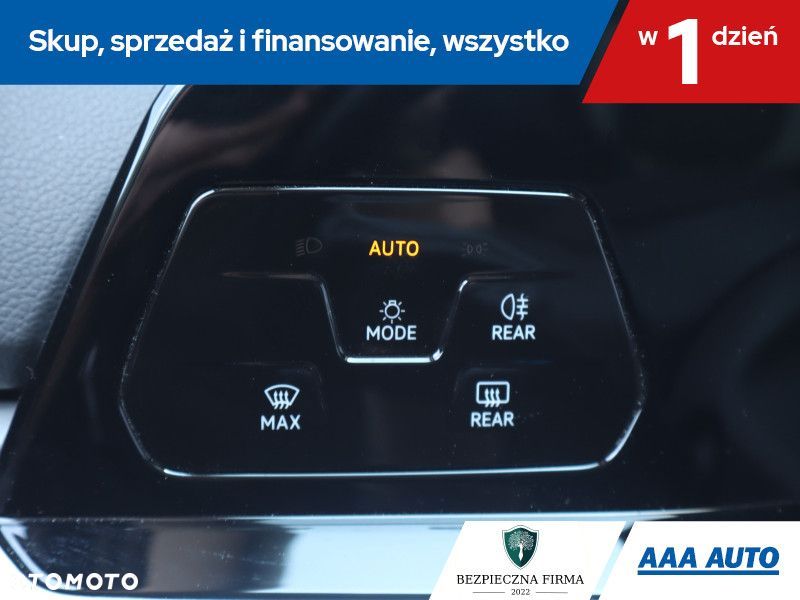 Volkswagen Golf - 18