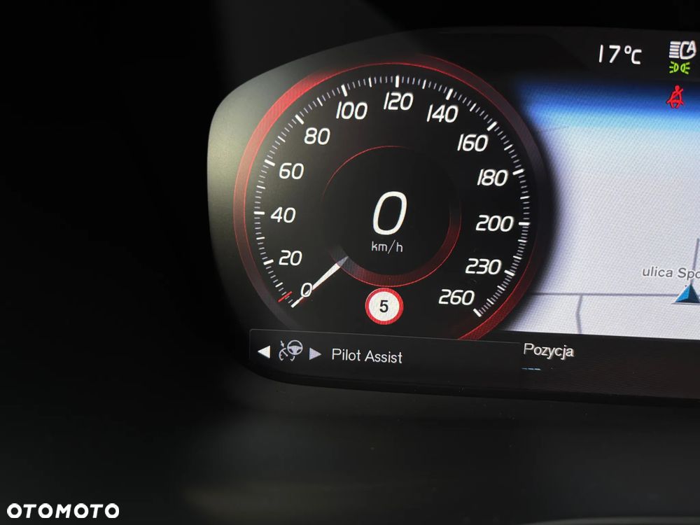 Volvo XC 40 D3 R-Design - 29