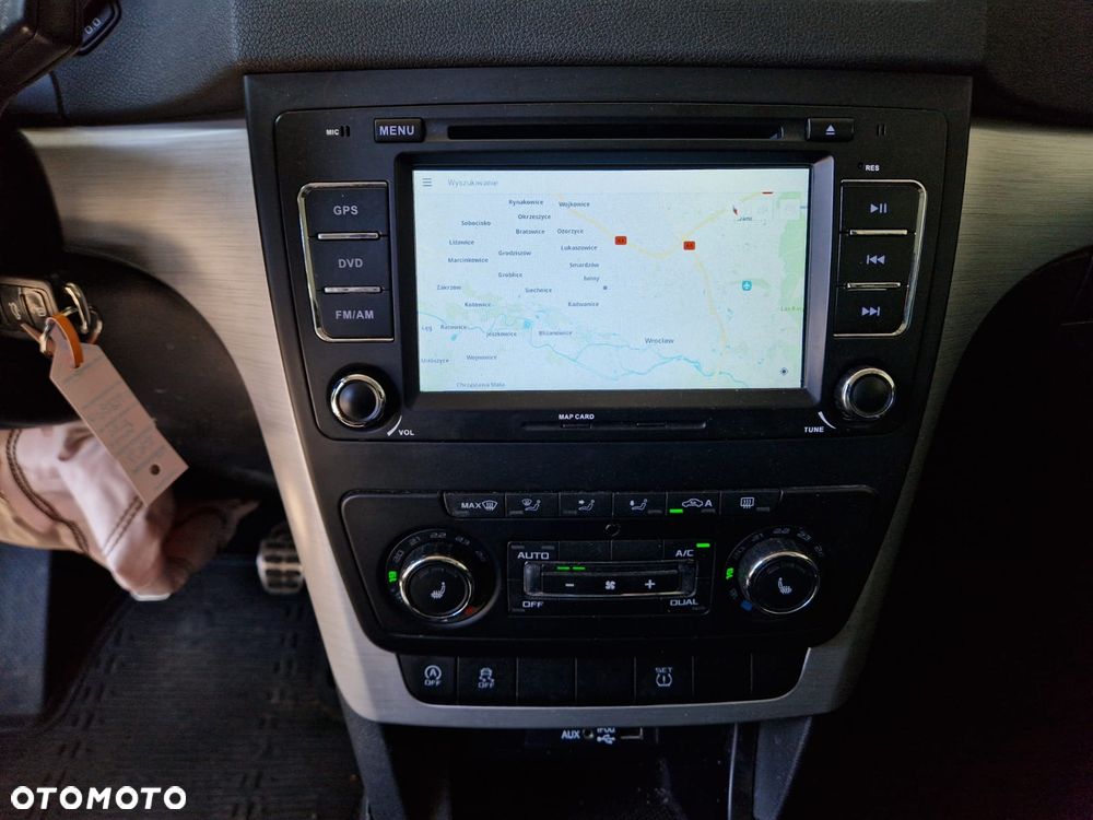 Skoda Yeti Tour Out 1.4 TSI 4x2 - 12