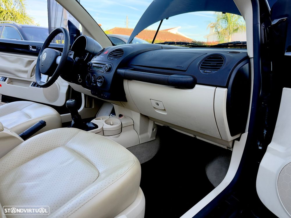 VW New Beetle Cabriolet 1.4 Top Couro - 49