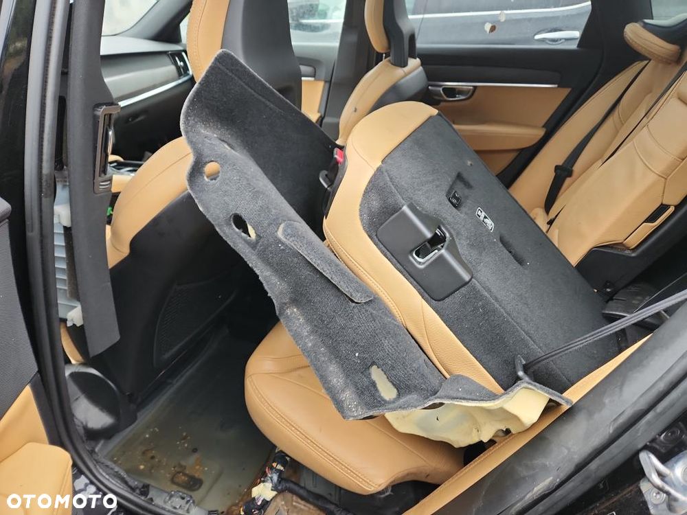 Volvo V90 - 38