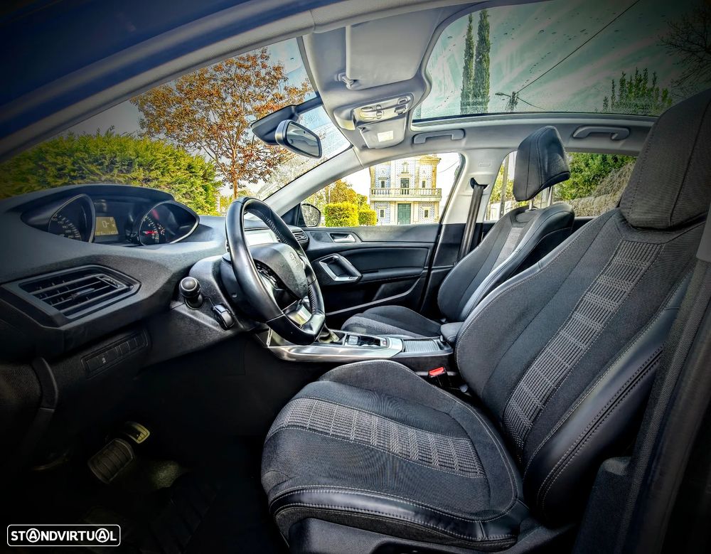 Peugeot 308 1.2 PureTech Allure Full LED EAT8 - 15