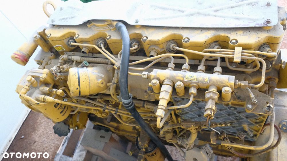 Głowica do silnika Caterpillar C 6.6 Perkins 1106 wszystkie inne części do tego silnika - 1