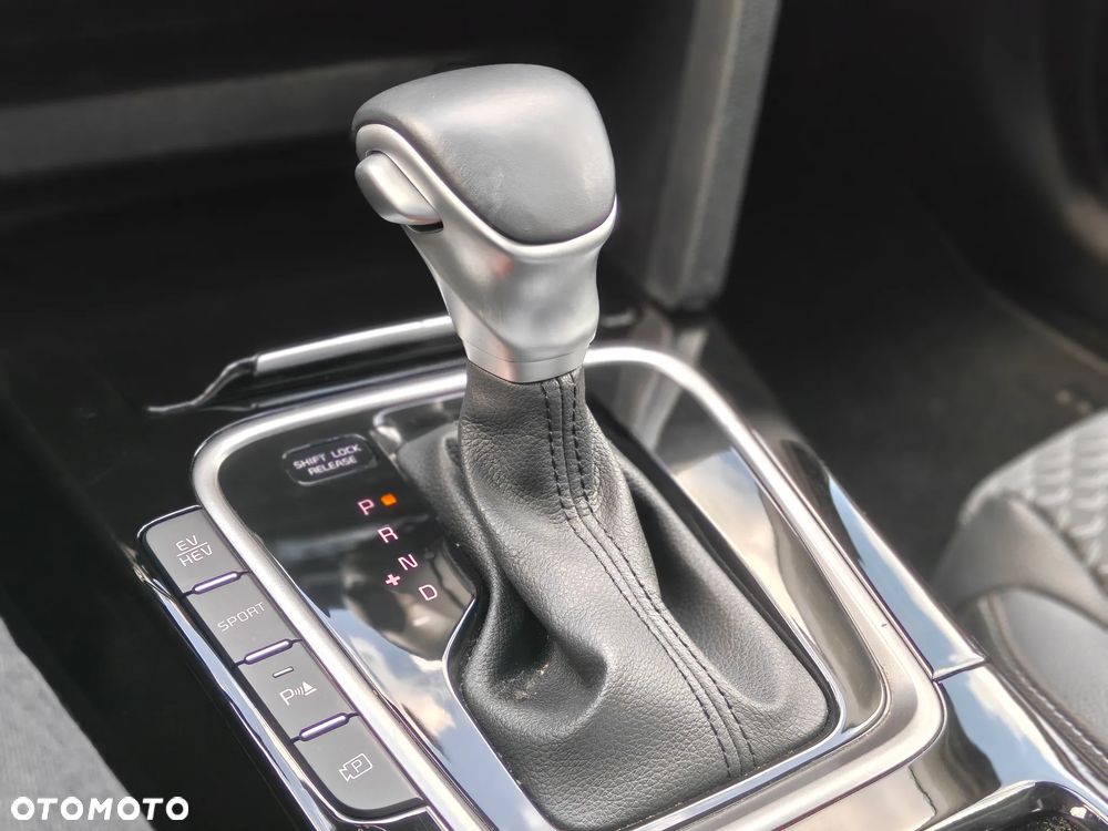 Kia XCeed 1.6 GDI PHEV Business Line DCT - 16