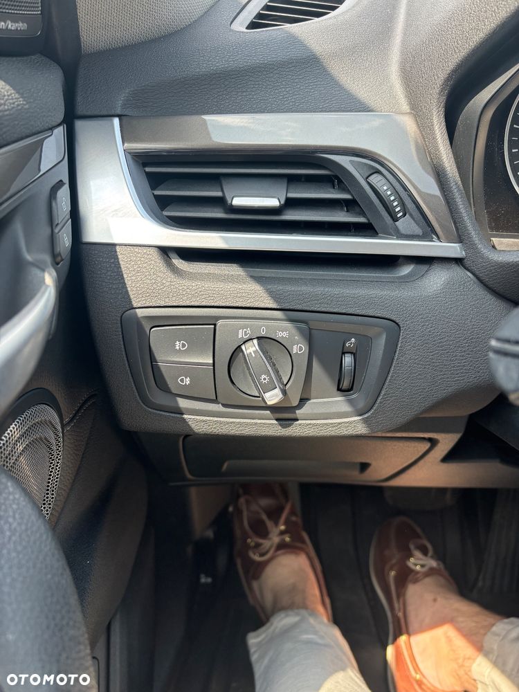 BMW X1 sDrive18i xLine - 13