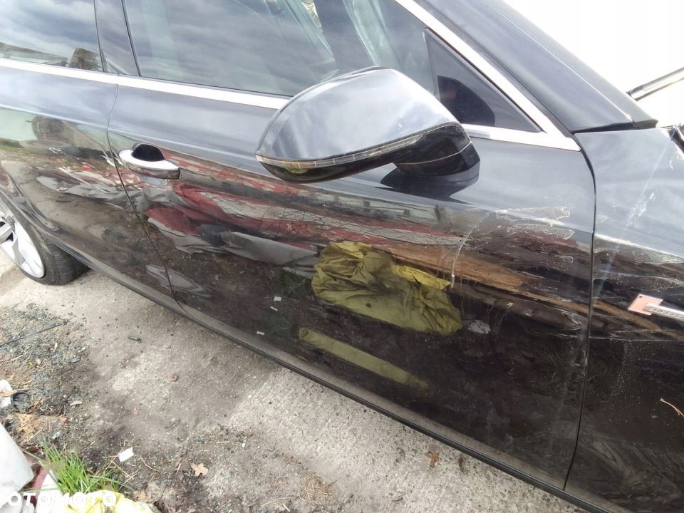 AUDI A7 4G LUSTERKO PRAWE CZARNE - 2