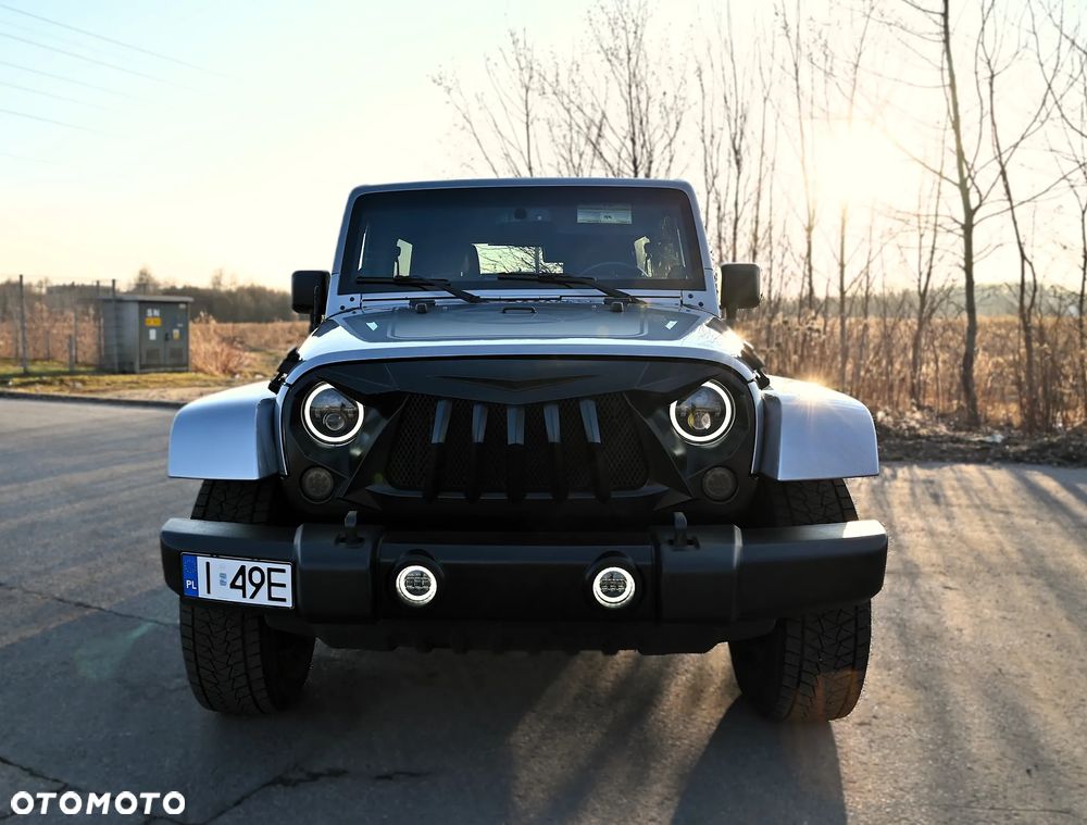 Jeep Wrangler - 10