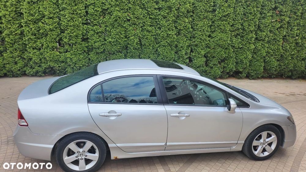 Honda Civic 1.8 Comfort - 2