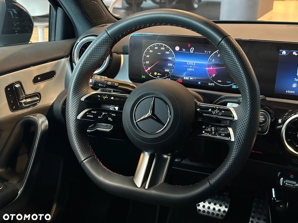 Mercedes-Benz Klasa A 200 AMG Line 7G-DCT - 10