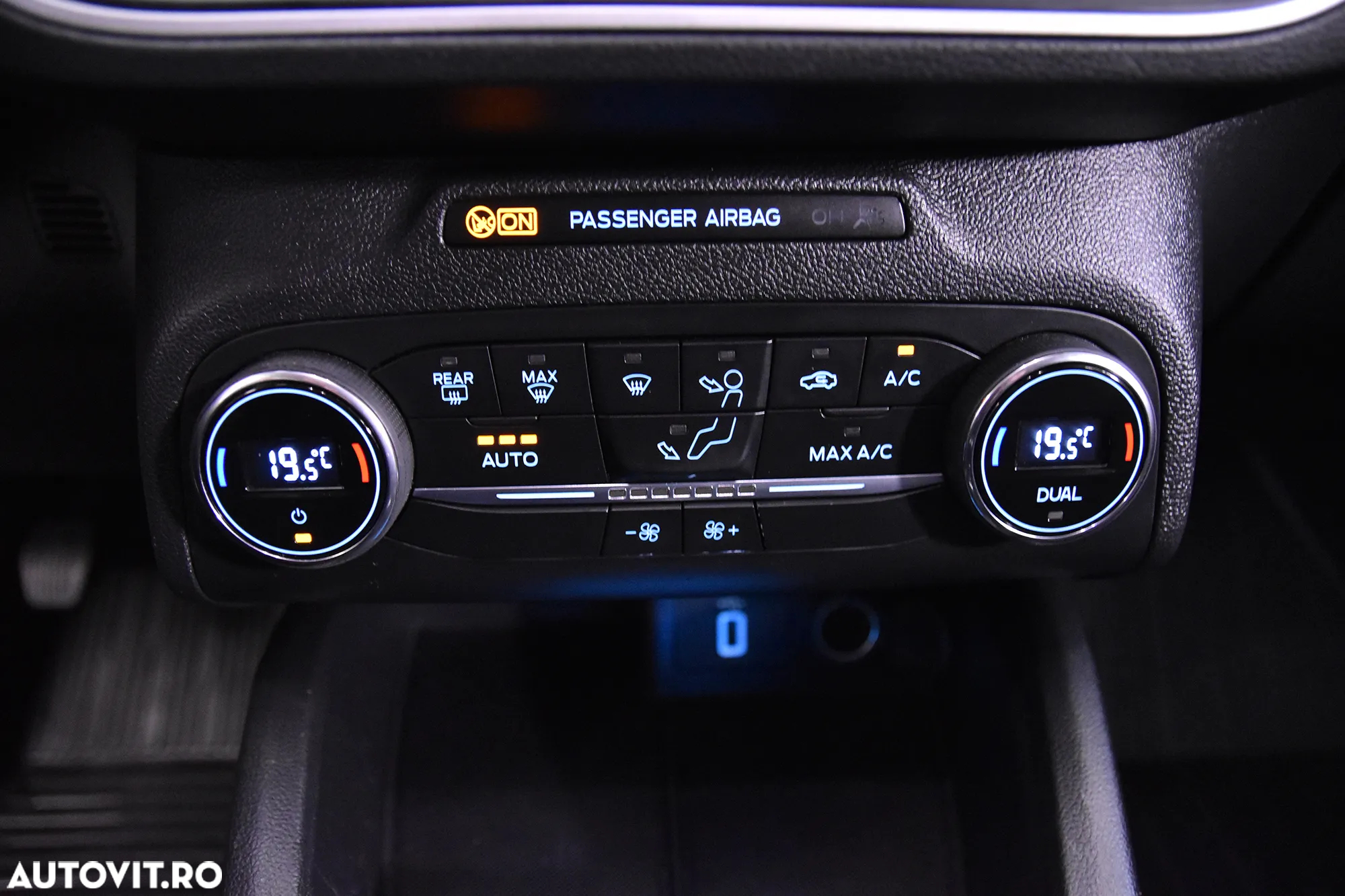 Ford Focus - 18