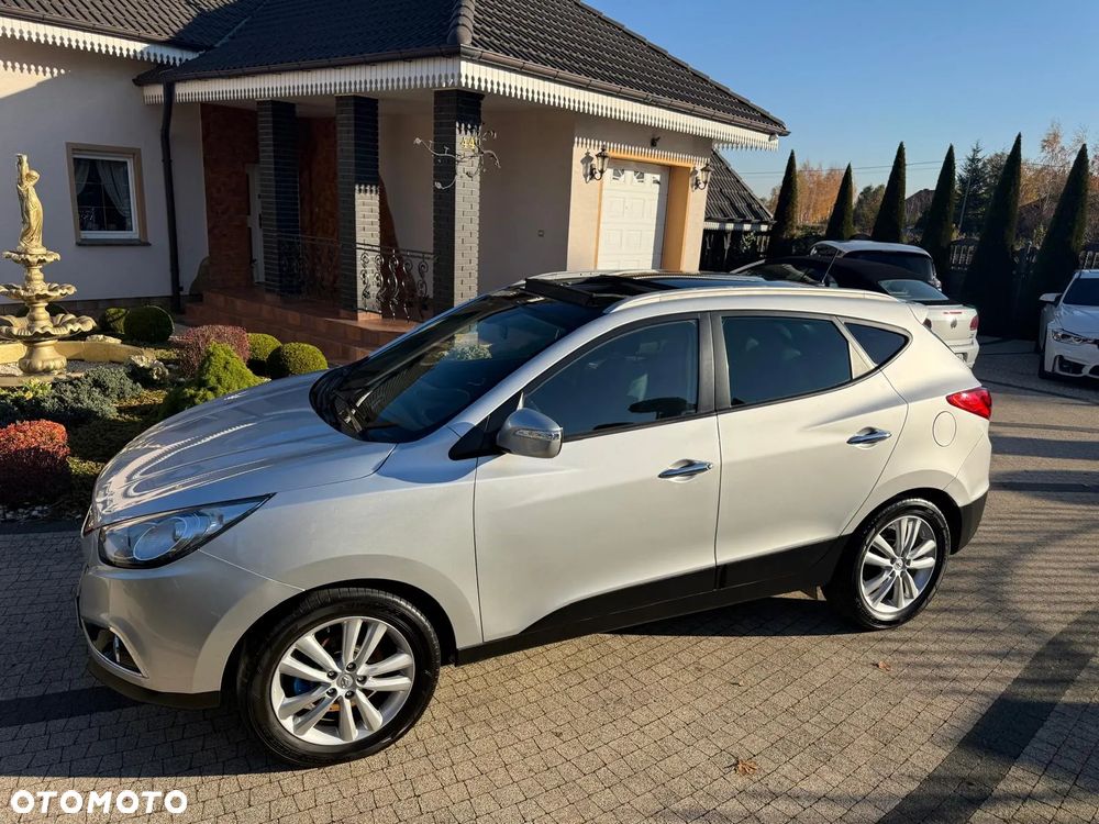 Hyundai ix35 2.0 CRDi 4WD Automatik Premium - 24