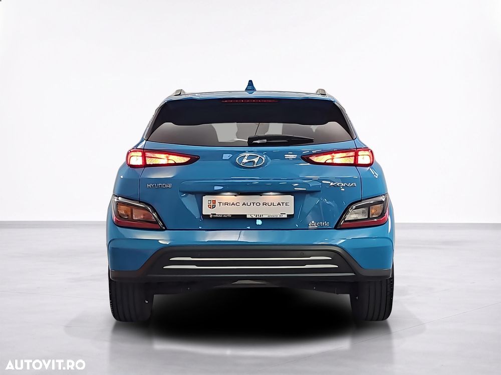 Hyundai KONA - 5