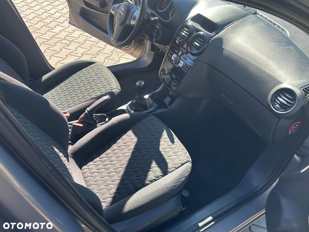 Opel Corsa - 19