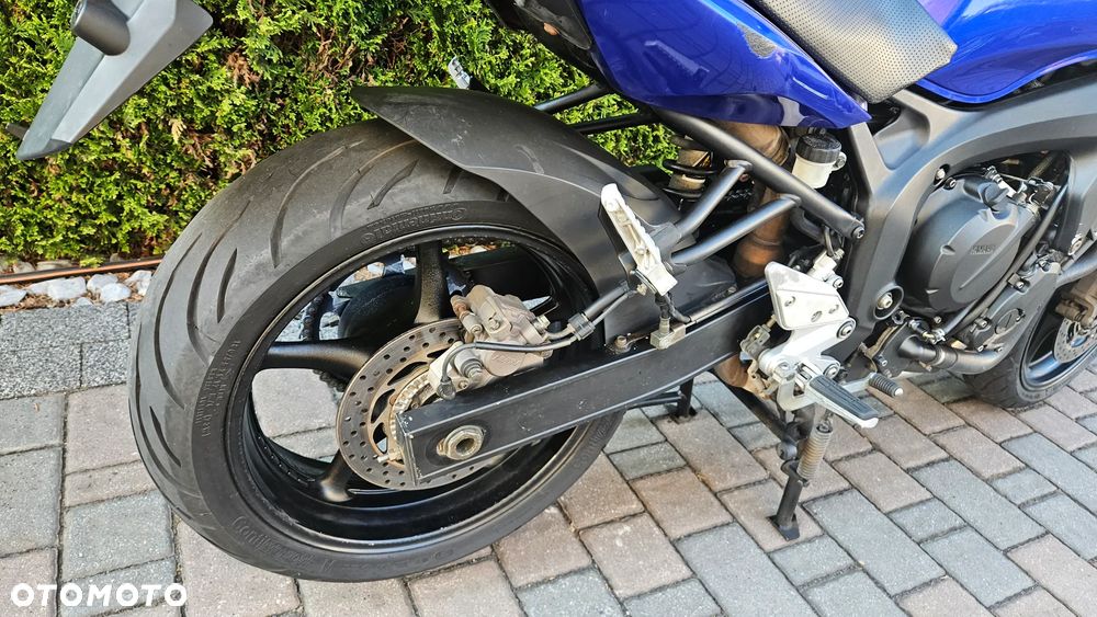 Yamaha FZ6 - 37