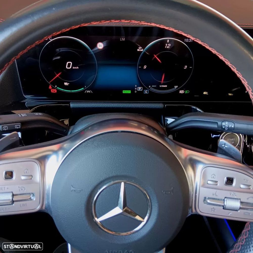 Mercedes-Benz EQA 300 4Matic AMG Line - 23