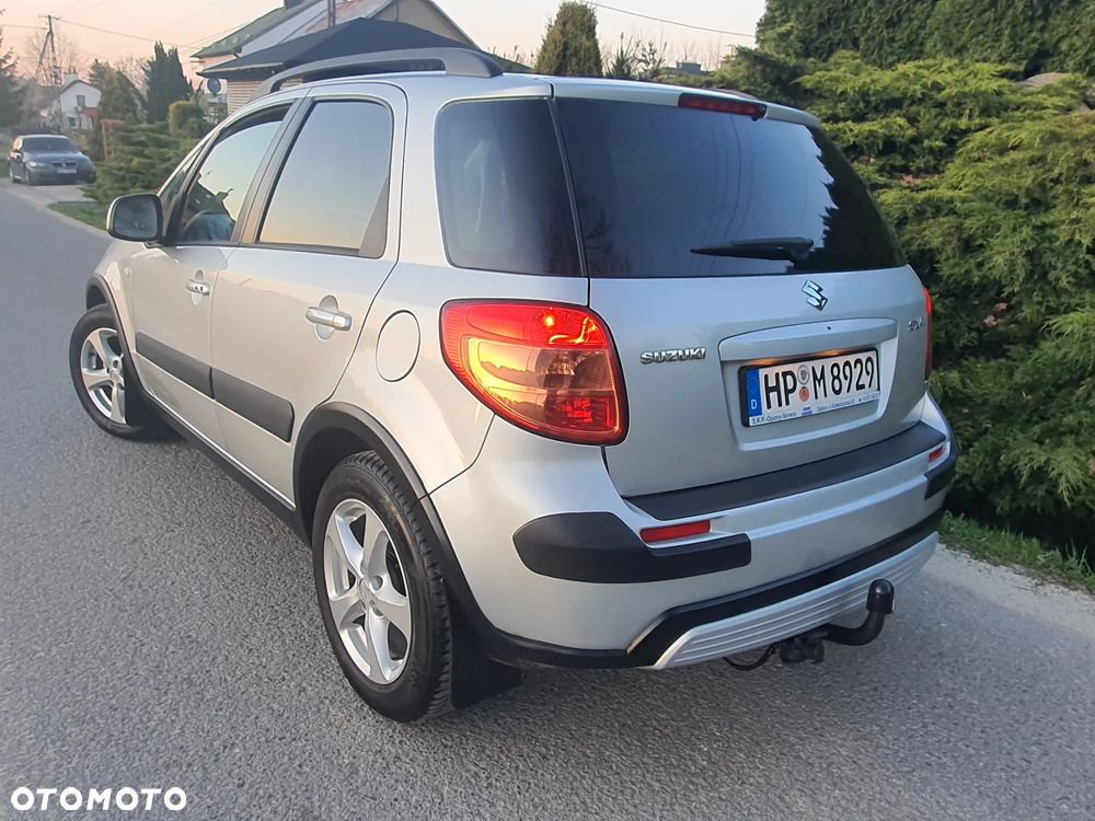 Suzuki SX4 1.6 VVT 4x2 Comfort - 11