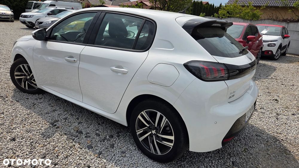 Peugeot 208 PureTech 100 EAT8 Active - 2