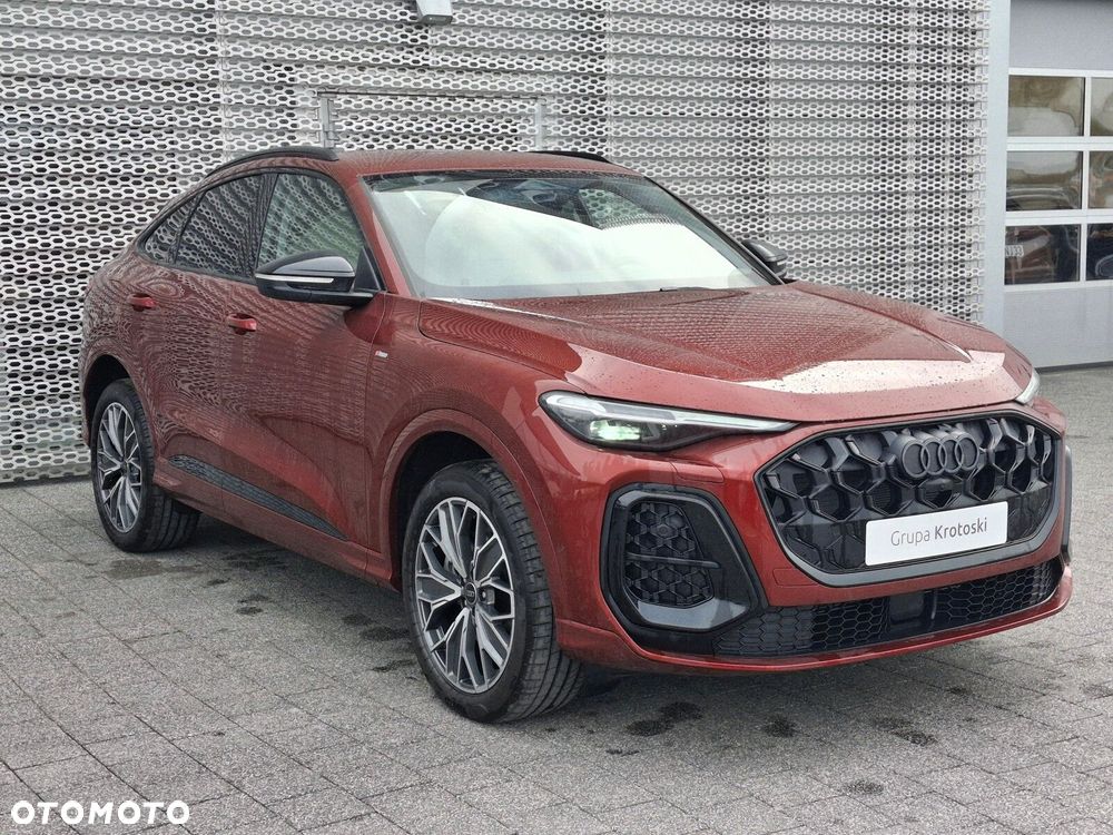 Audi Q5 Sportback - 4