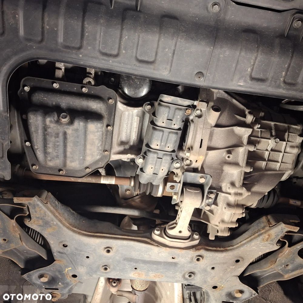 Kia Venga 1.4 M - 16