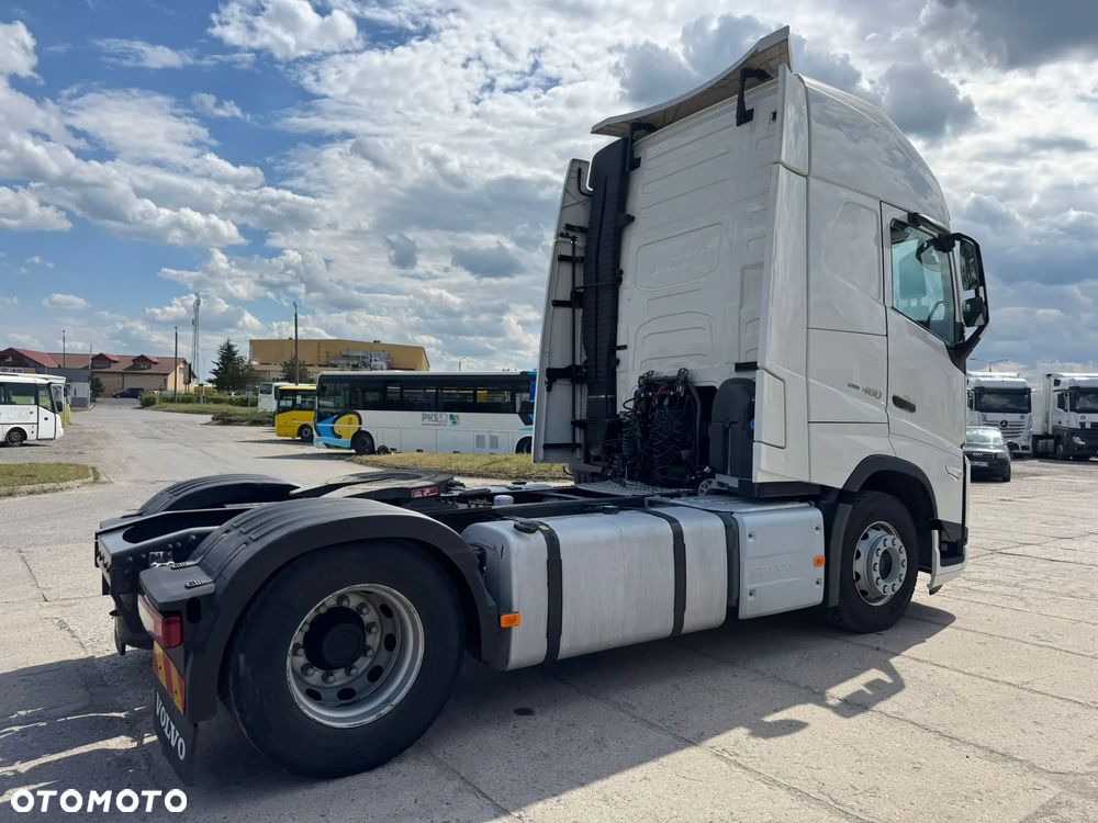 Volvo - 5