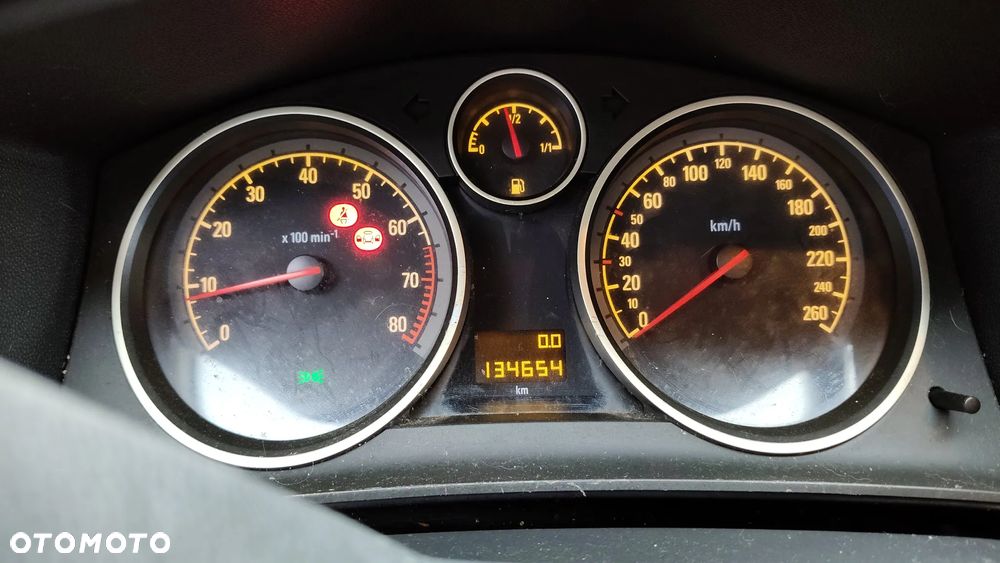 Opel Astra 1.6 - 9