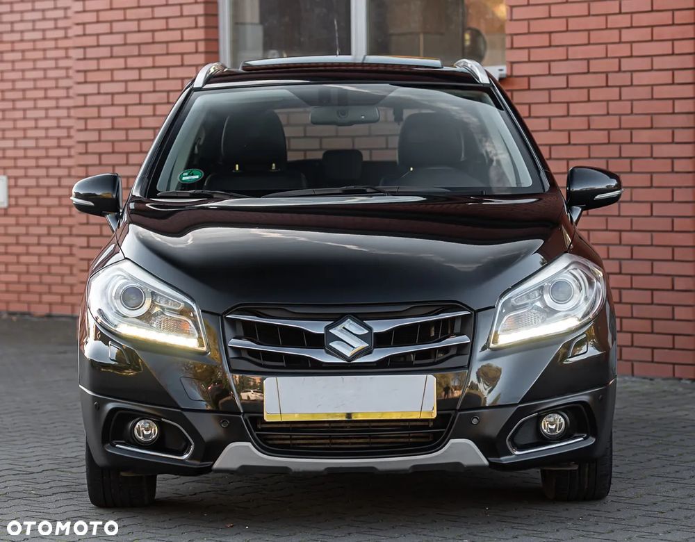 Suzuki SX4 S-Cross 1.6 DDiS Premium Plus 4WD - 4