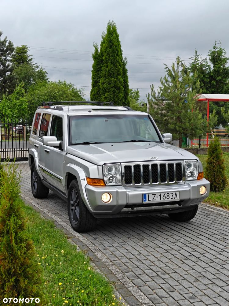 Jeep Commander 5.7 V8 Overland - 1