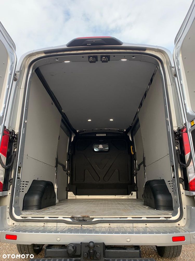 Ford Transit - 21