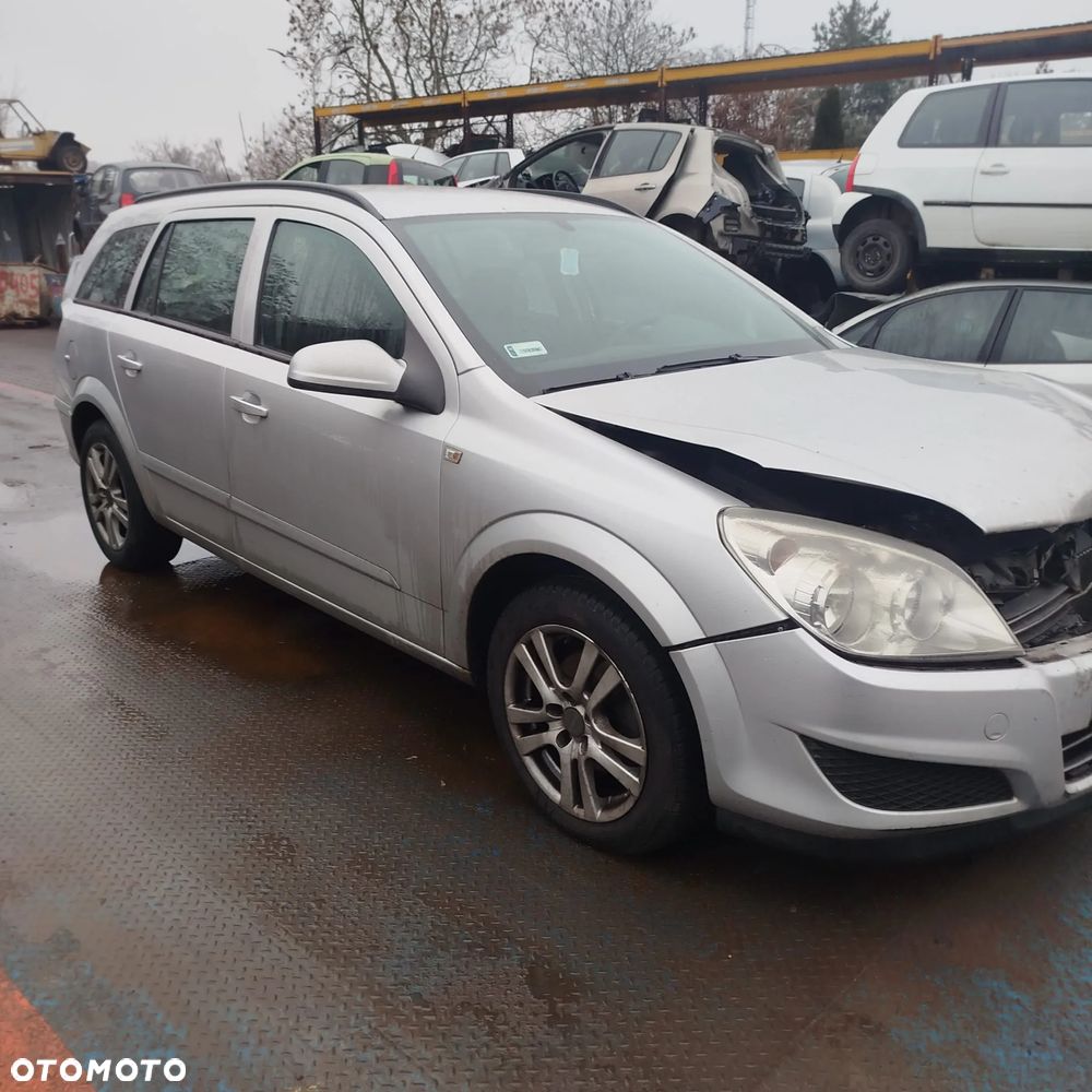 Opel Astra H na części . - 3