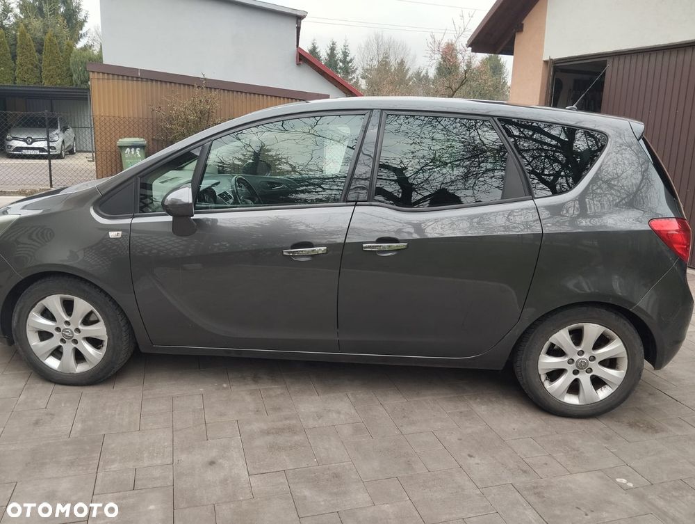 Opel Meriva 1.7 CDTI Automatik Edition - 2