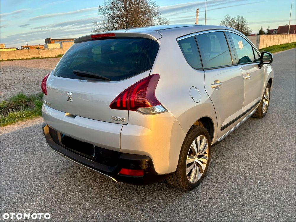 Peugeot 3008 HDi FAP 115 Allure - 13