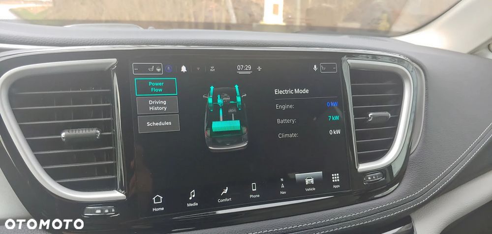 Chrysler Pacifica - 10