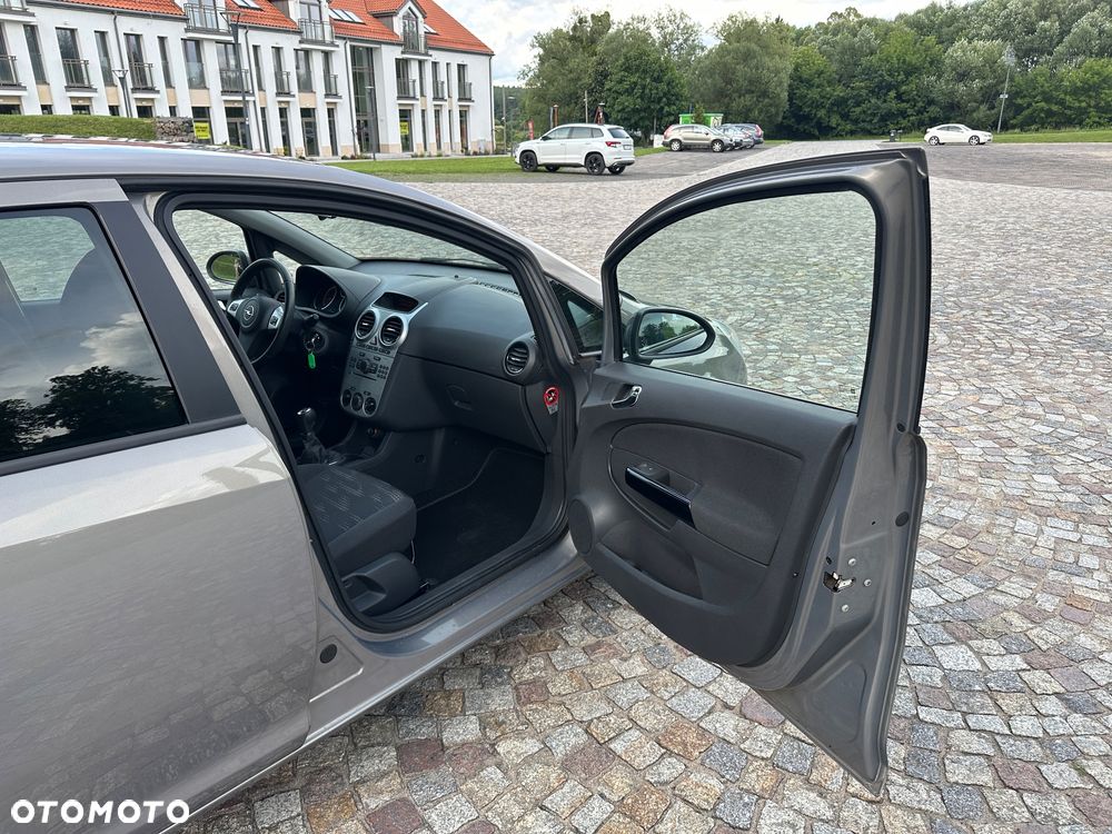 Opel Corsa - 26