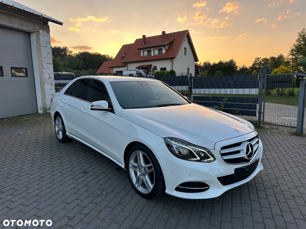 Mercedes-Benz Klasa E 220 CDI BlueEff Avantgarde - 1