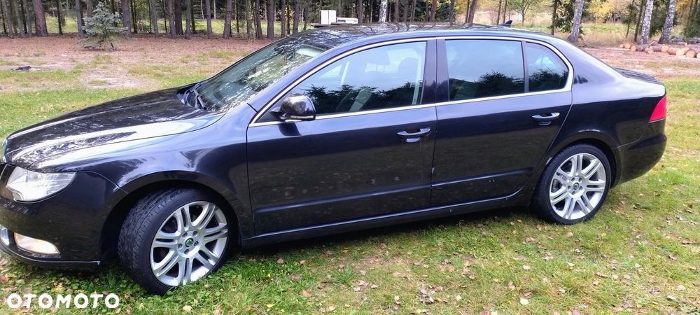 Skoda Superb 1.6 TDI Ambition - 2