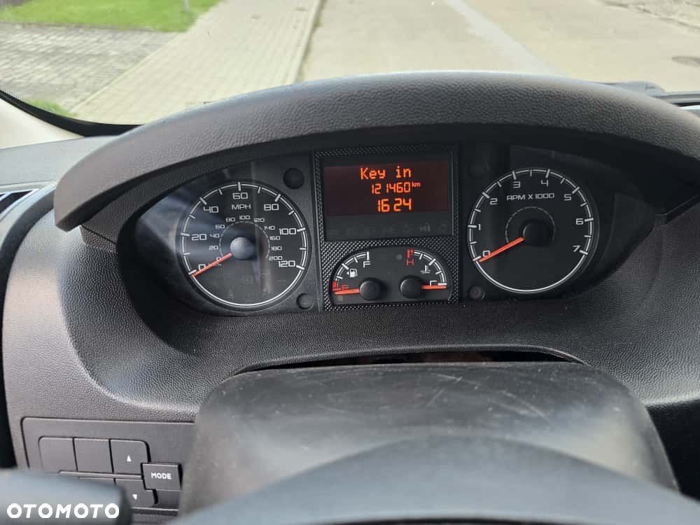 Dodge RAM PROMASTER 1500 - 22