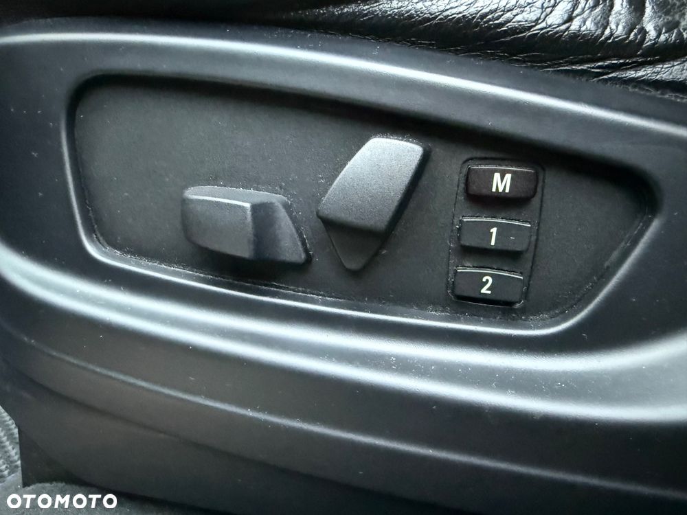 BMW X5 xDrive30d - 14