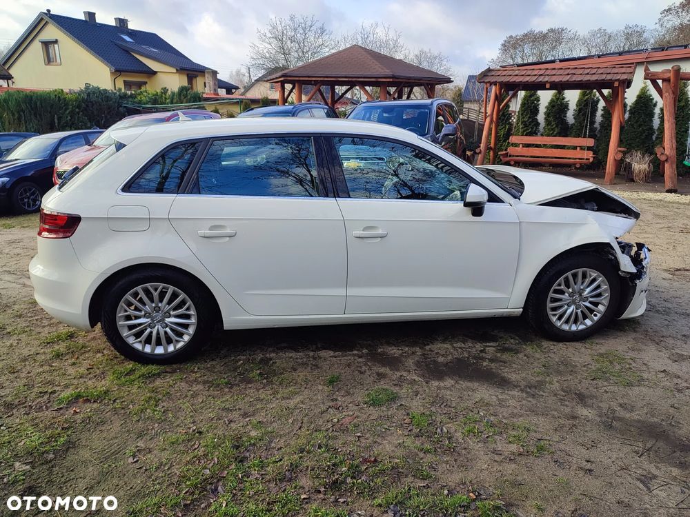 Audi A3 Sportback 2.0 TDI S tronic Ambition - 14